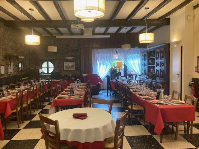 Logis Hotel Restaurant De La Poste Tarascon-sur-Ariège Zewnętrze zdjęcie