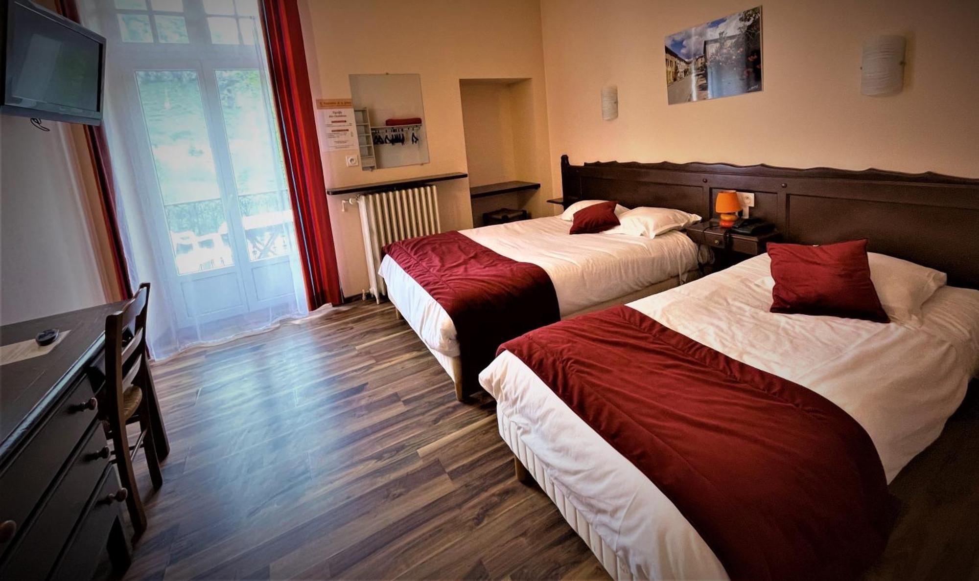 Logis Hotel Restaurant De La Poste Tarascon-sur-Ariège Zewnętrze zdjęcie