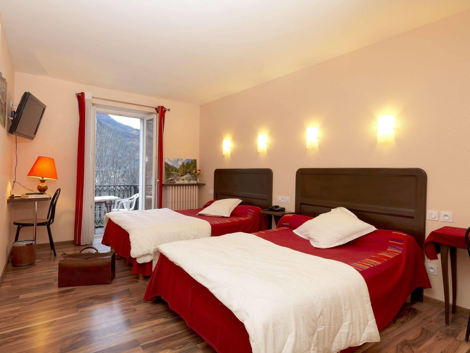 Logis Hotel Restaurant De La Poste Tarascon-sur-Ariège Zewnętrze zdjęcie
